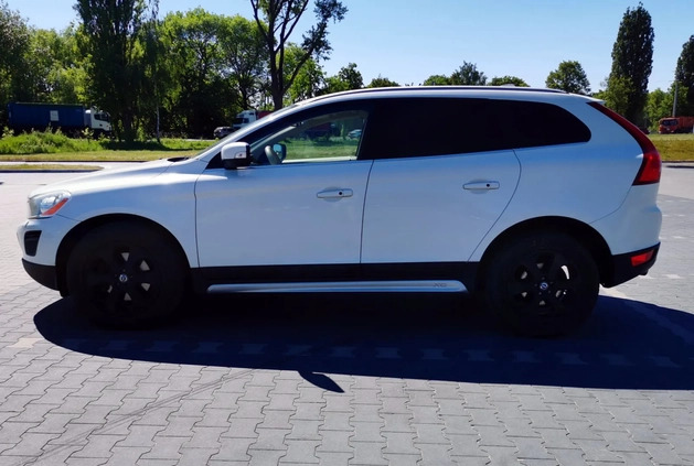 Volvo XC 60 cena 73300 przebieg: 131000, rok produkcji 2013 z Piaseczno małe 92
